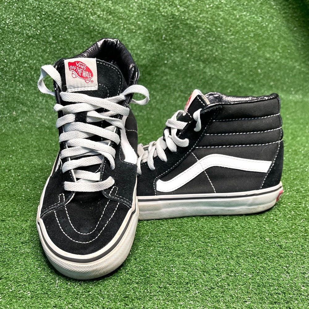 Vans Sk-8 hi sneakers in excellent conditi…